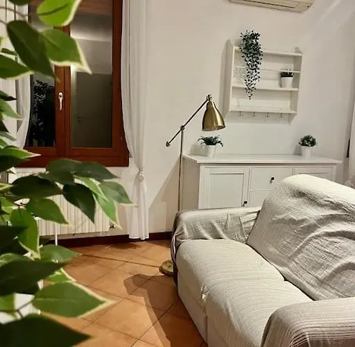 Trilocale Il Glicine * Ferrara